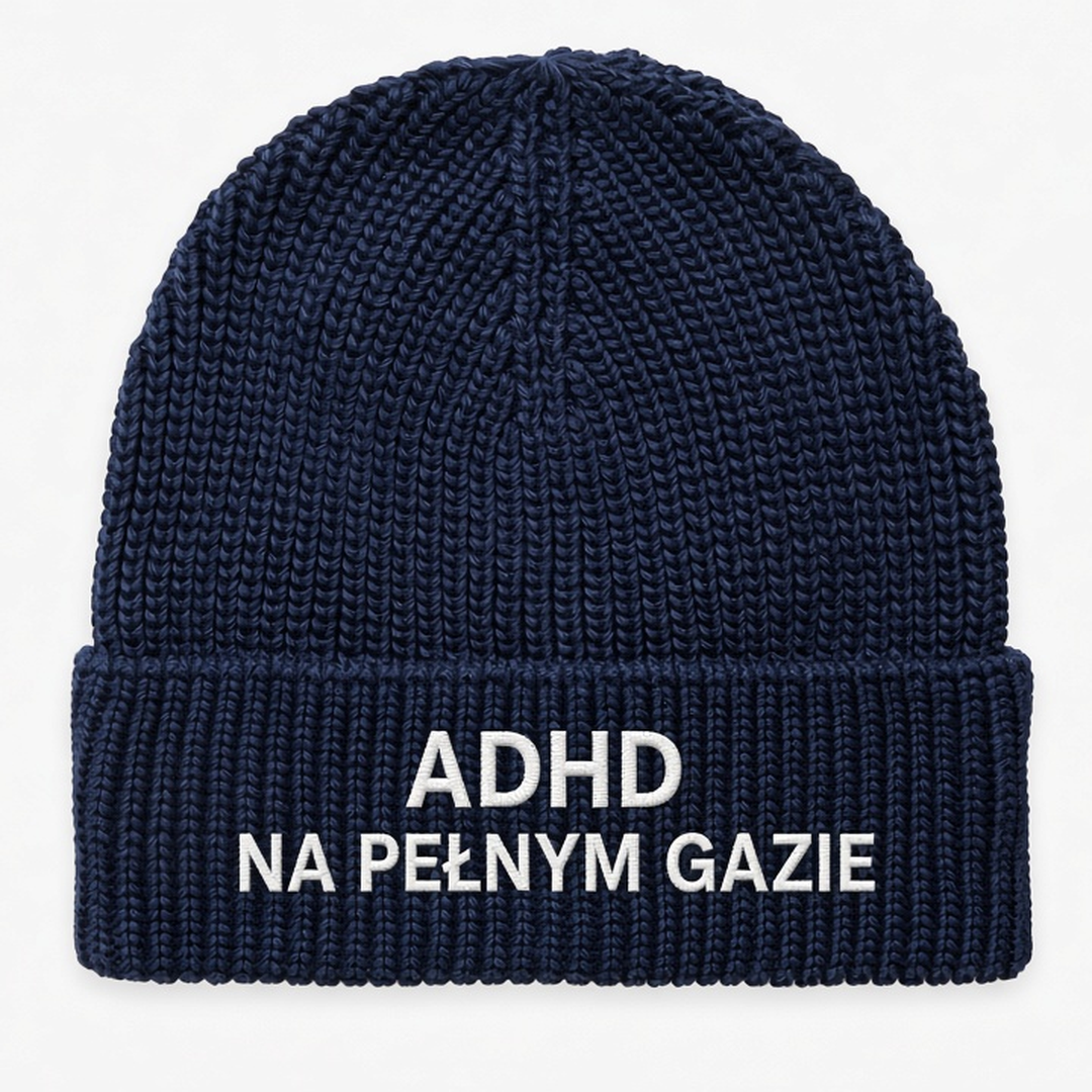 Czapka zimowa z haftem ADHD NA PEŁNYM GAZIE – granatowa