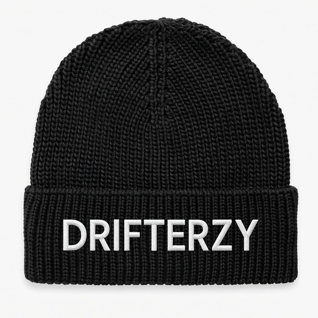 Czapka zimowa z haftem DRIFTERZY – czarna