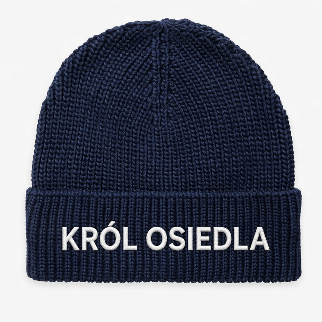 Czapka zimowa z haftem KRÓL OSIEDLA – granatowa
