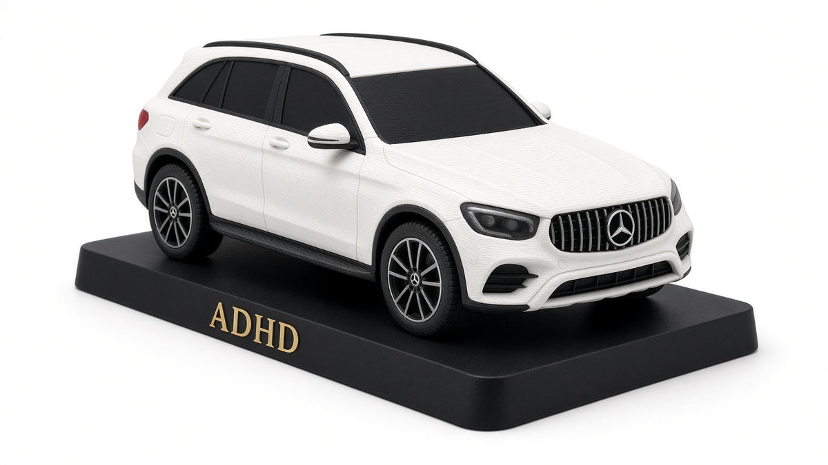 Figurka Mercedes GLC